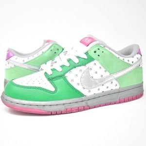2008 Nike Dunk Low “Stars”